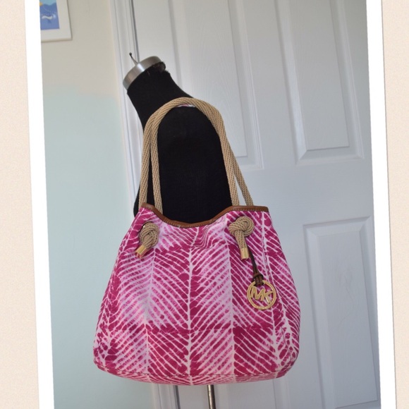 Michael Kors Pink and White Tote Bag *very rare* - Picture 1 of 4
